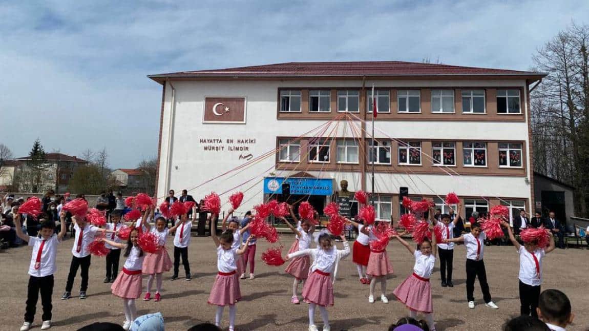 23 Nisan Ulusal Egemenlik ve Çocuk Bayramı okulumuzda coşkuyla kutlandı.